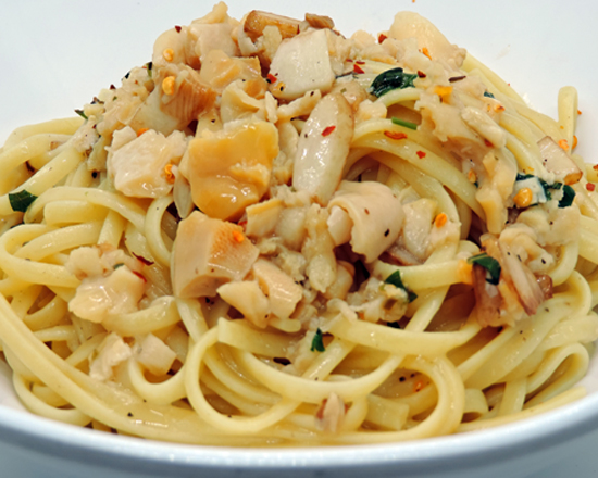 Linguini WHITE  CLAM SAUCE (Lg) image